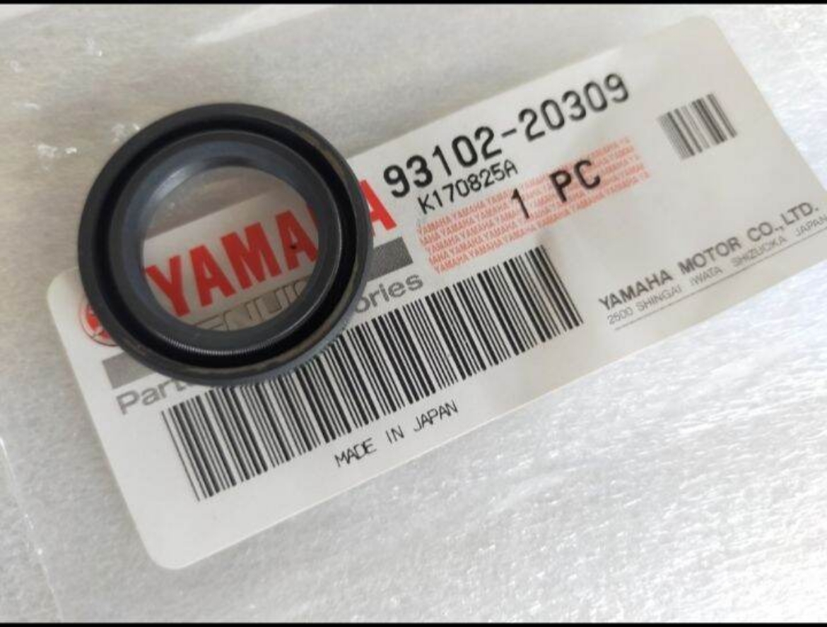 Picture of YAMAHA SECONDARY CLUTCH SEALS (20X30X5) FOR #6893 DIFF CLUTCH.